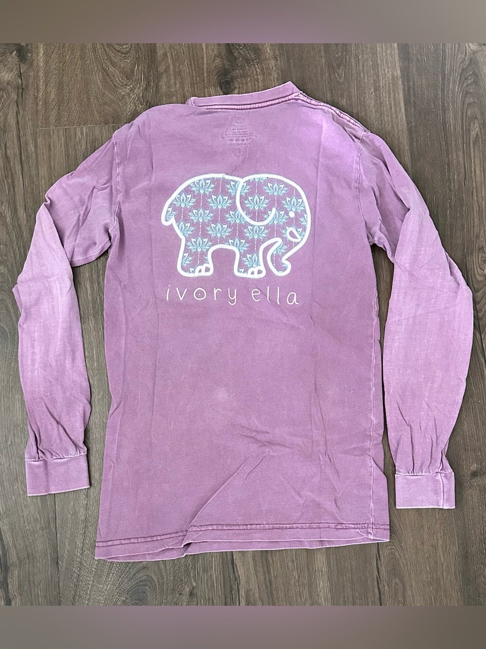 Ivory Ella 100% Cotton Lavender Long Sleeve Pocket Tee with Elephant Logo